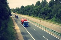 Литовским водителям разрешат не возить с собой права и техпаспорт