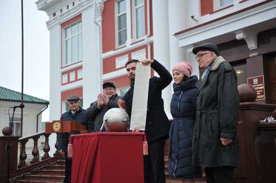 Капсулу с посланием потомкам из 1967 года вскрыли в Саранске