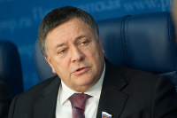 Калашников не исключил выхода России из ВТО из-за иска ЕС по «свиному эмбарго»