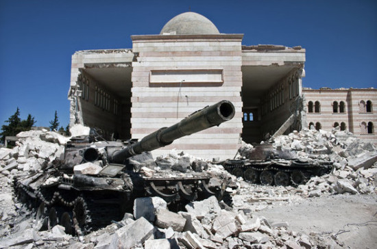 Сирийские войска освободили от боевиков аэродром Абу-Духур в Идлибе