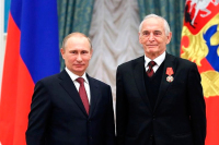 Путин поздравил Ланового с Днём рождения