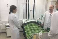 Детский омбудсмен навестила в больнице учительницу, пострадавшую во время нападения в пермской школе