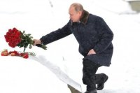 Путин призвал напоминать о подвигах героев Ленинграда