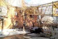СК Кировской области проводит доследственную проверку после падения башенного крана на жилой дом