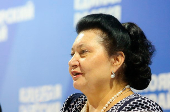 Кармазина: предложение узаконить гражданские браки идёт вразрез с российским менталитетом