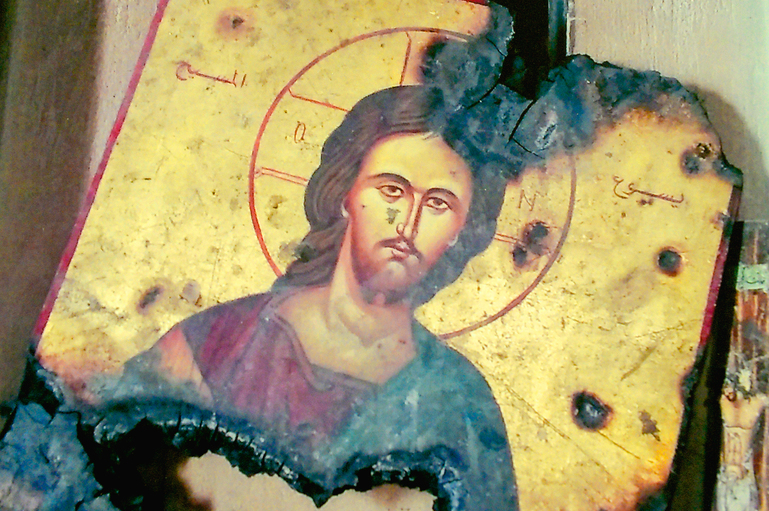 Впервые в истории в стенах российского парламента представлены иконы совершенно разных эпох  — от древних образов, включая старообрядческие, до современной иконописи.