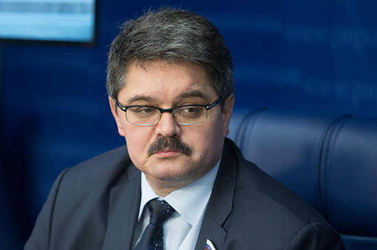 Широков предложил включить в закон об образовании норму о сотрудничестве с Церковью