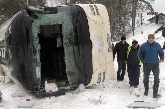 В Карелии водителю экскурсионного автобуса, виновного в смертельном ДТП,  дали условный срок