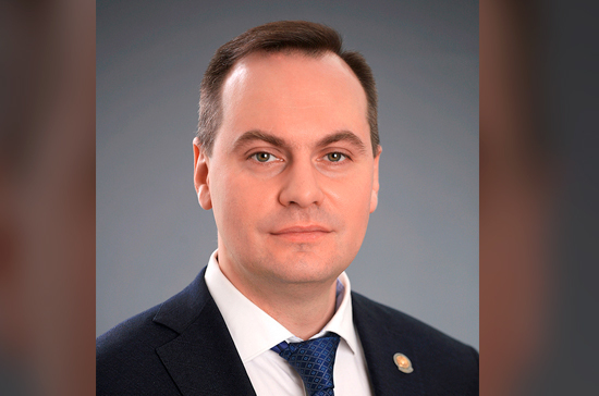 Главой правительства Дагестана назначен министр экономики Татарстана Артём Здунов