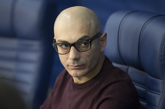 Закон о реинтеграции Донбасса противоречит конституции Украины, рассказал эксперт