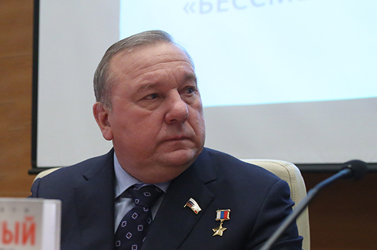 Шаманов: Россия расширяет мировое сотрудничество в сфере ОПК