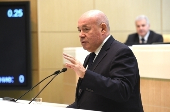 Швыдкой предложил подумать над законами о научном сотрудничестве РФ и Таджикистана