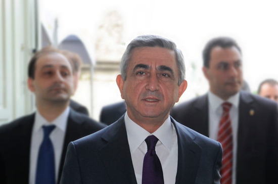 В парламенте Армении выступил единственный кандидат в президенты страны
