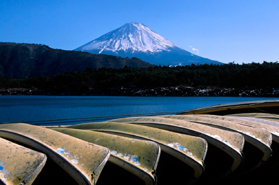 Япония хочет принимать больше гостей из России