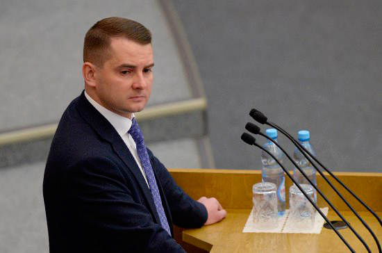 Ярослав Нилов поддержал законопроект о запрете высаживать безбилетников на мороз