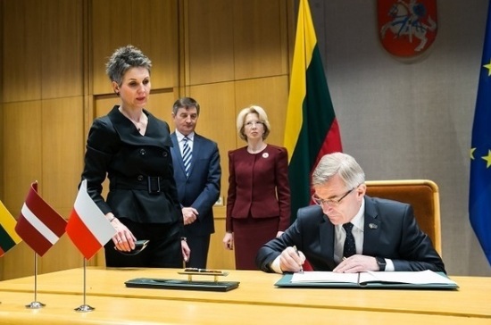 В Литве, Латвии и Польше заявили об угрозе «Северного потока-2»