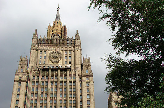 Москва требует от Киева обеспечения безопасности диппредставительств России