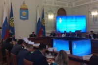 Астраханских депутатов накажут за прогулы
