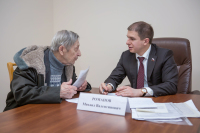 Романов призвал показательно наказывать чиновников за пренебрежение к просьбам граждан
