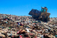 Завозить мусор на подмосковный полигон «Ядрово» прекратят 24 марта