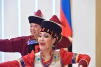 Помимо достижений представители Забайкальского края порадовали сенаторов также народными песнями и танцами. Фото: ПГ / Игорь Самохвалов