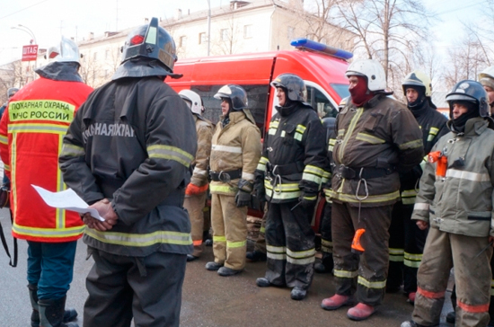 Трое считавшихся пропавшими в пожаре в Кемерове людей найдены живыми, заявили в СК