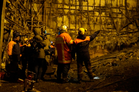 МЧС: все эвакуационные выходы ТЦ в Кемерове были закрыты