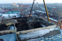 Сгоревшее здание кемеровского ТЦ снесут