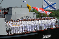 Шойгу анонсировал перевод Каспийской флотилии в Дагестан 