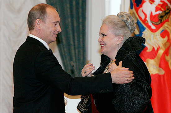 Путин поздравил Быстрицкую с днем рождения