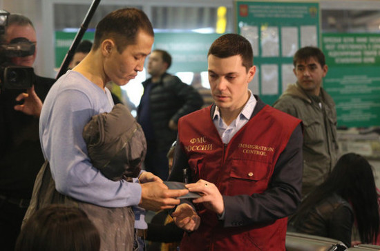 Что может стать альтернативой законопроекту «О «чипировании» мигрантов»?