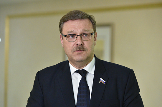 Косачев призвал обсудить в Совбезе ООН готовность США к силовому подходу в Сирии