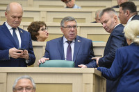 Сенаторы помогут федеральному бюджету сэкономить три миллиона рублей