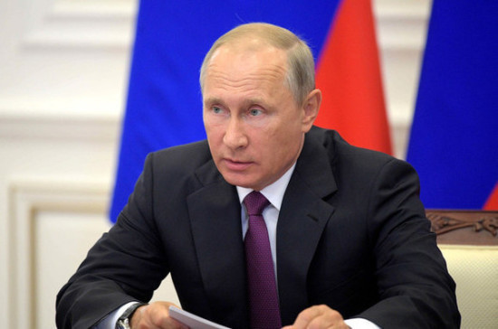 Путин поручил проработать вопросы возмещения вреда здоровью военных корреспондентов