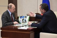 Евкуров рассказал Путину о снижении уровня безработицы в Ингушетии