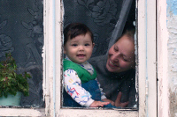 Из-за нехватки яслей власти Петербурга будут платить матерям, сидящим с детьми