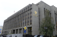 Сенаторы предложили перевести в юрисдикцию России расчёты по бумагам эмитентов под санкциями
