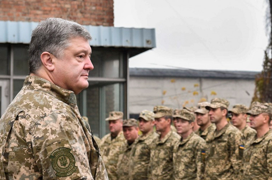 Порошенко объявил о начале операции объединённых сил в Донбассе