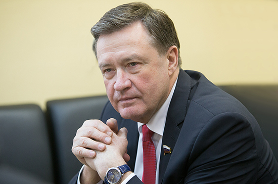 Сергей Рябухин поздравил «Парламентскую газету» с юбилеем