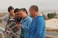 «Парламентскую газету» читают на Крымском мосту