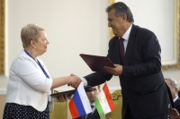 Более 50 российских учителей будут преподавать в школах Таджикистана