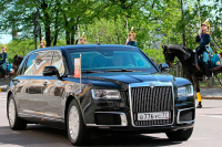 Путин показал наследному принцу Абу-Даби лимузин проекта «Кортеж»
