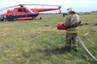 В Омской области совершил аварийную посадку вертолет Ми-8, летевший из Омска в Новосибирск