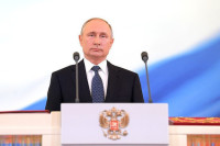 Путин счел несерьезным обсуждать идею о пожизненном президентстве