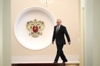 Путин отреагировал на сравнение себя с царем