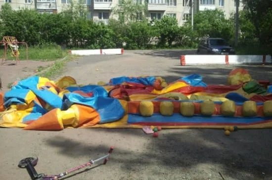 СКР по Ленинградской области возбудил дело по травмированию детей при падении батута