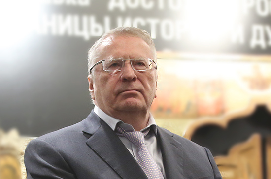 Жириновский предложил разрешить регистрацию ИП детям с 14 лет