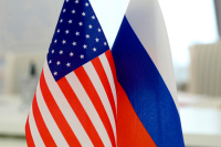 Лавров и советник Трампа проводят переговоры в Москве