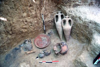 В Крыму археологи обнаружили нетронутый позднескифский некрополь II-IV веков нашей эры