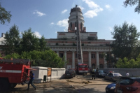 Власти Ижевска хотят восстановить пострадавший от пожара корпус оружейного завода